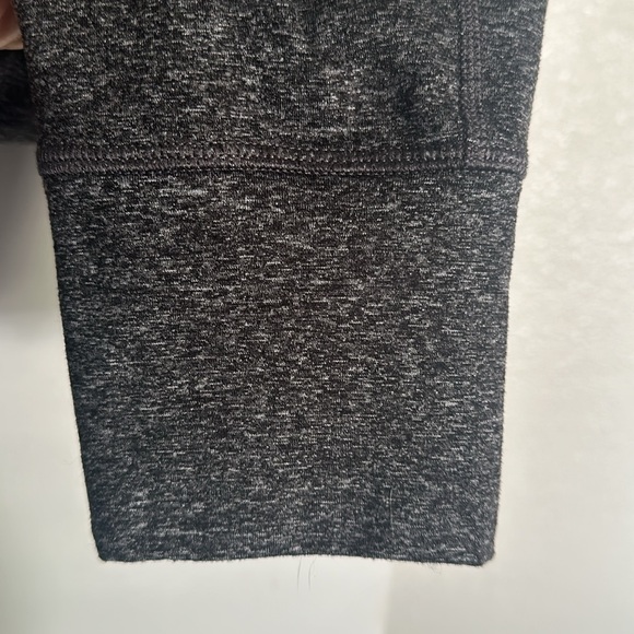 Old Navy Active High Rise Leggings - Picture 5 of 6